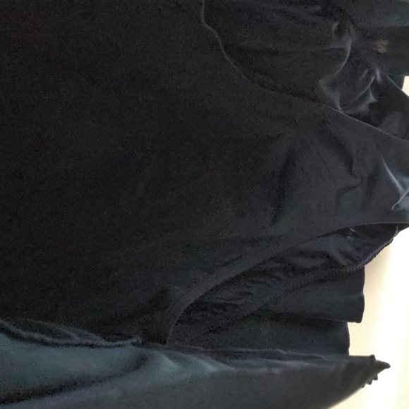 Stunning Black One Piece Swimsuit Sz 22 - Picture 3 of 8